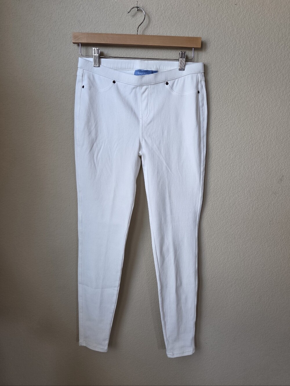 Simply Vera Wang White Leggings Jeggings SIze M